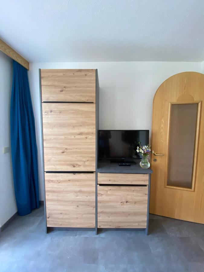 Aparts Handle Und Haus Bergblick Apartment Pfunds Exterior foto