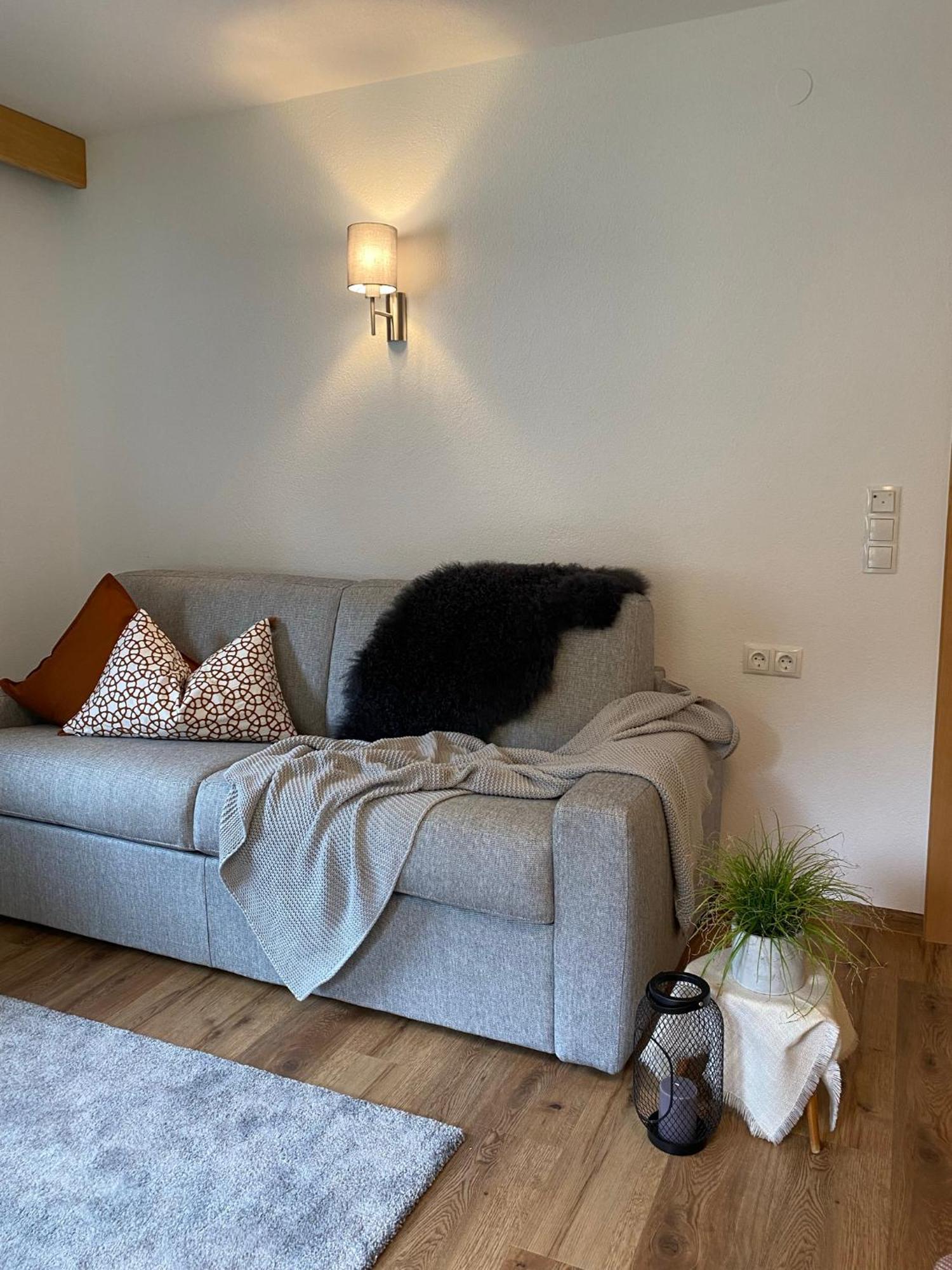 Aparts Handle Und Haus Bergblick Apartment Pfunds Exterior foto